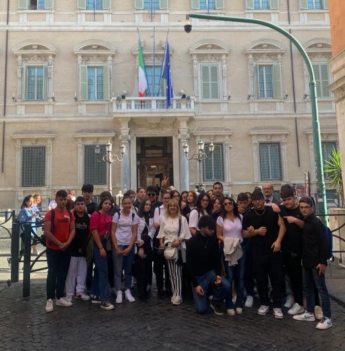 Tante emozioni a Roma tra arte e Istituzioni per gli studenti delle sedi di Faicchio e Castelvenere